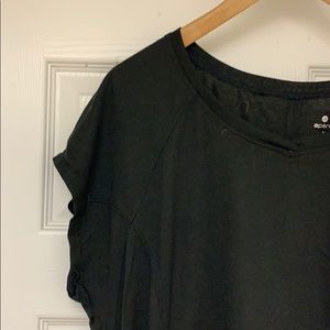 Apana athletic top. Size M